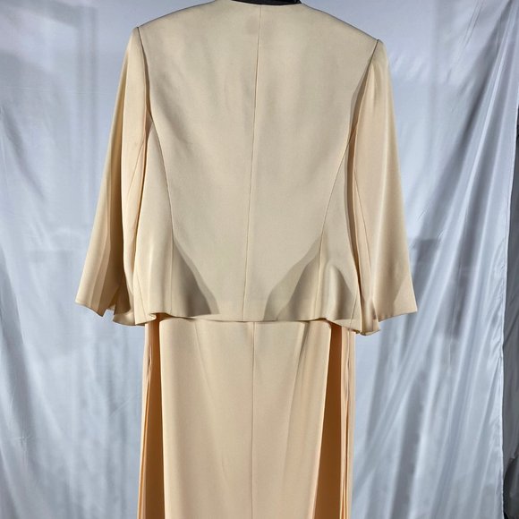 Frank Usher - Jacket and Top and Skirt - Picture 3 of 9